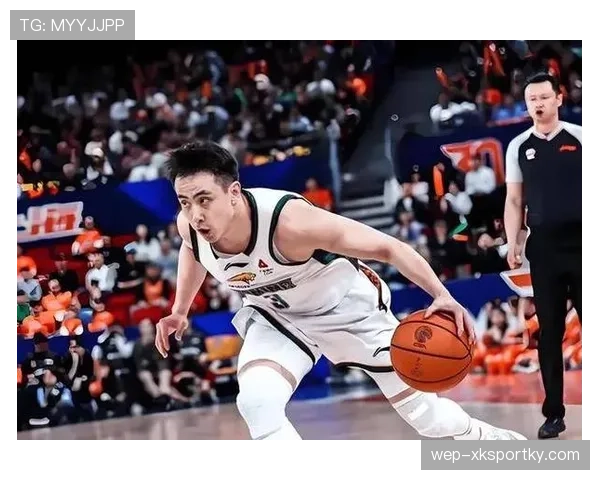 赵继伟的养生秘诀居然是深夜连吃三碗泡面，健身教练听了颜面扫地？